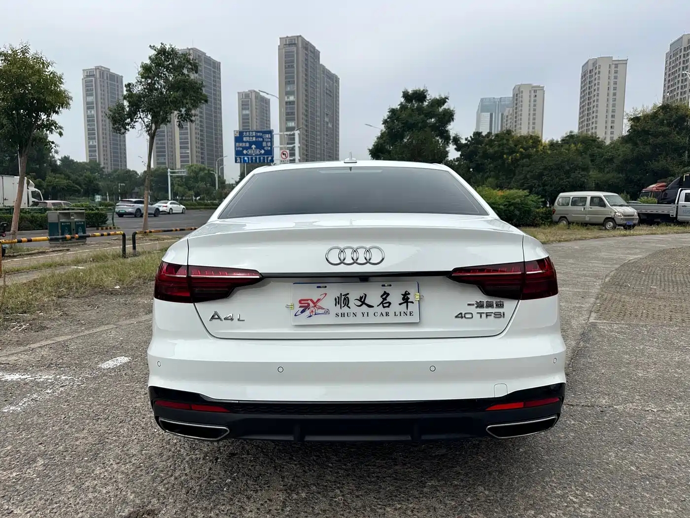 Audi A4 2023