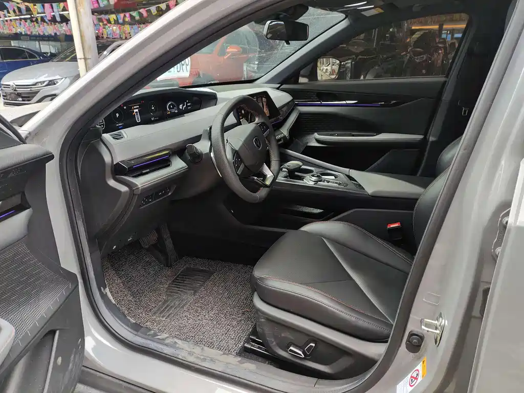 Changan UNI-V 2023