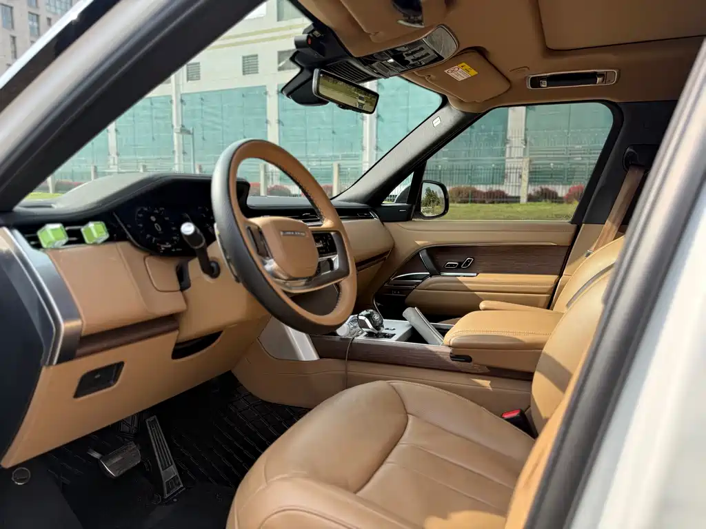 Land Rover Range Rover 2024