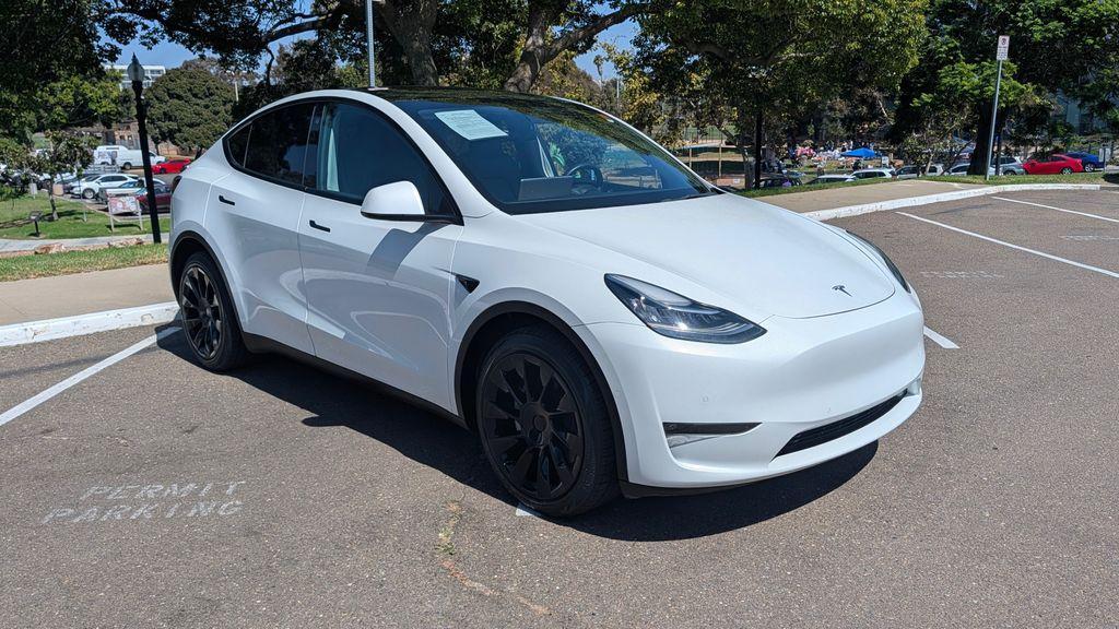 Tesla Model Y 2021