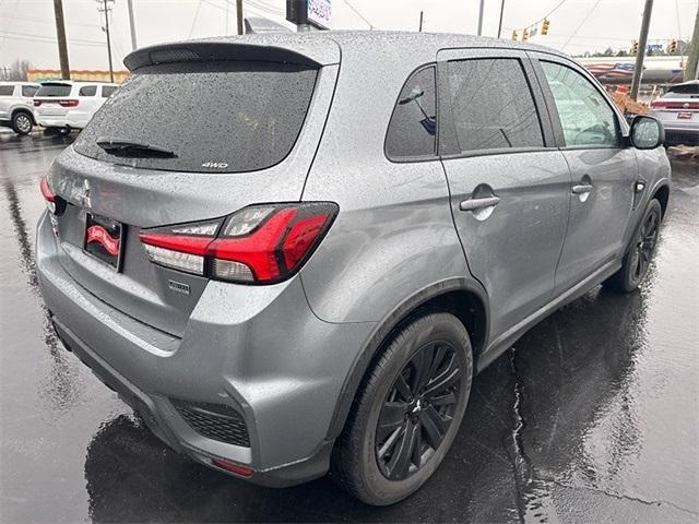 Mitsubishi Outlander Sport 2024