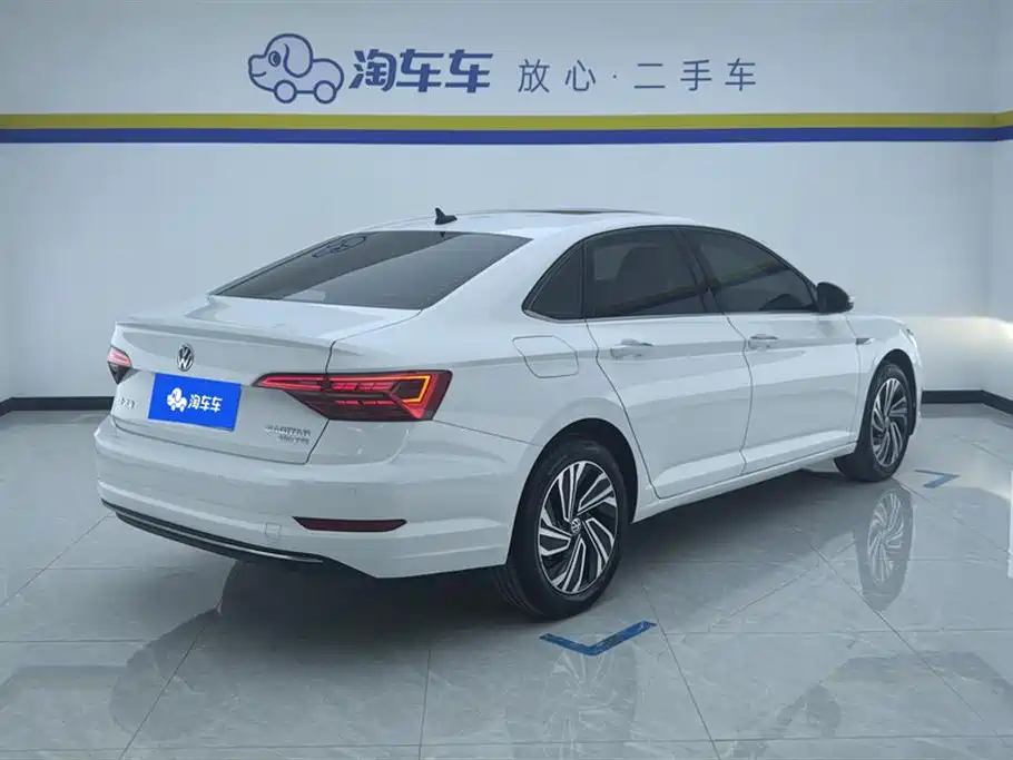 Volkswagen Jetta 2021