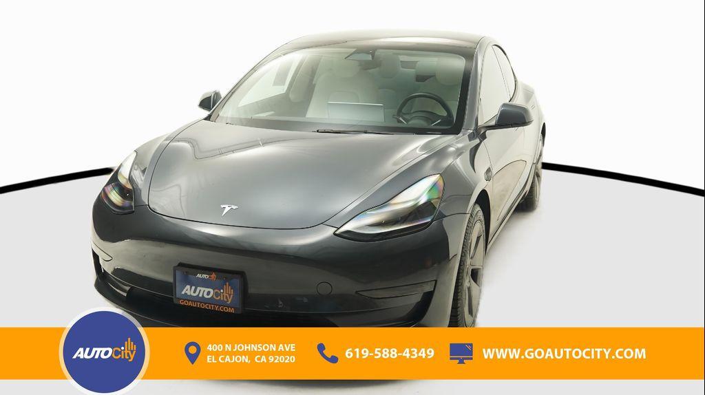 Tesla Model 3 2022