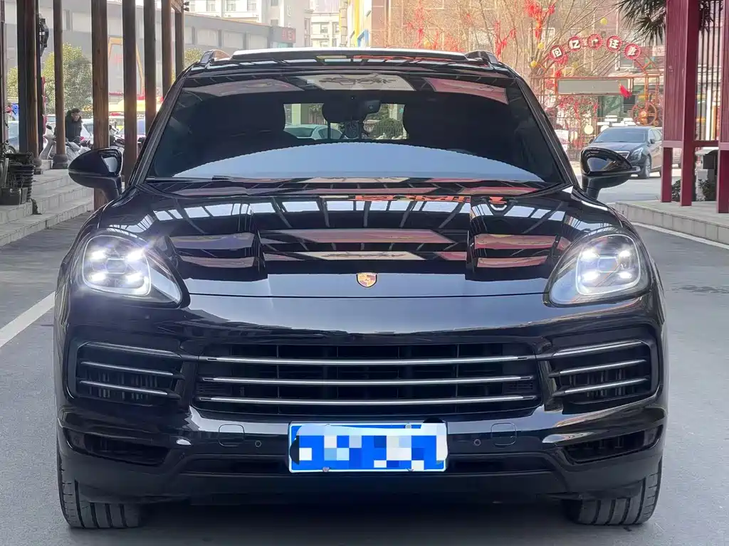 Porsche Cayenne 2021
