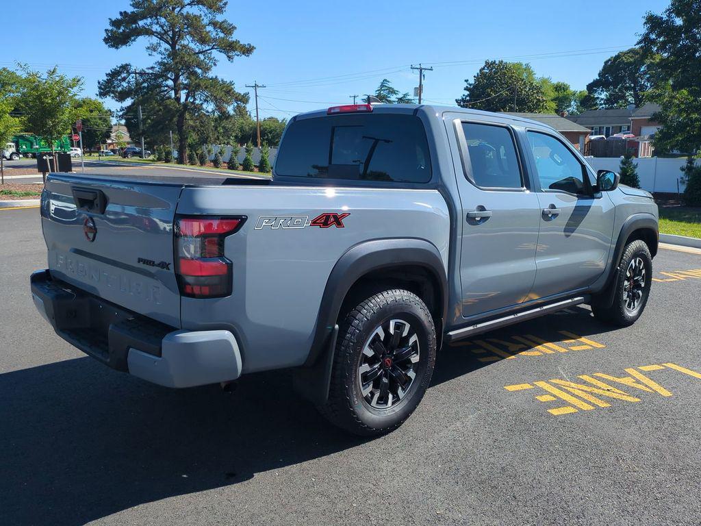 Nissan Frontier 2024