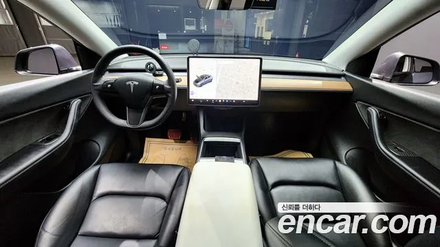 Tesla Model Y 2021