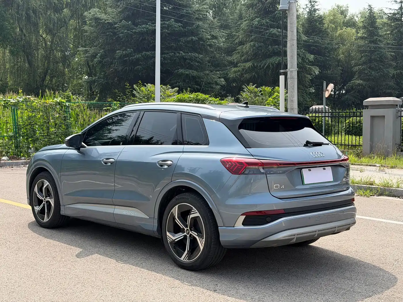 Audi Q4 e-tron 2024