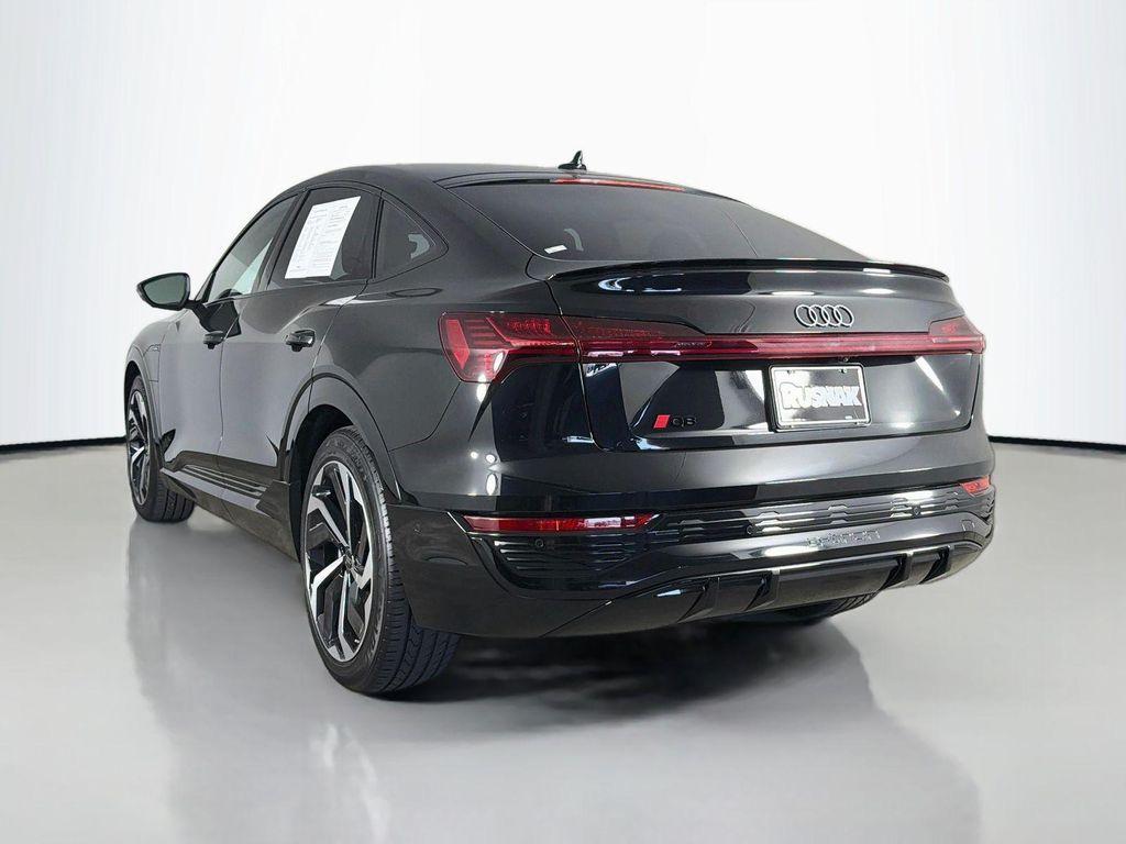 Audi Q8 e-tron 2024