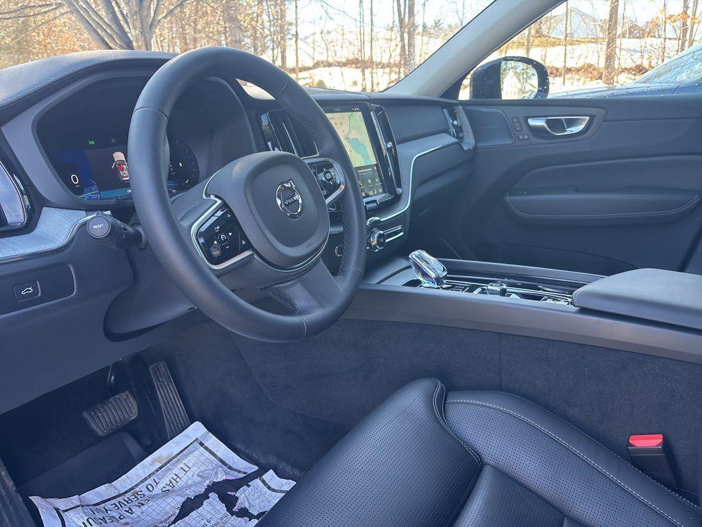 Volvo XC60 2025