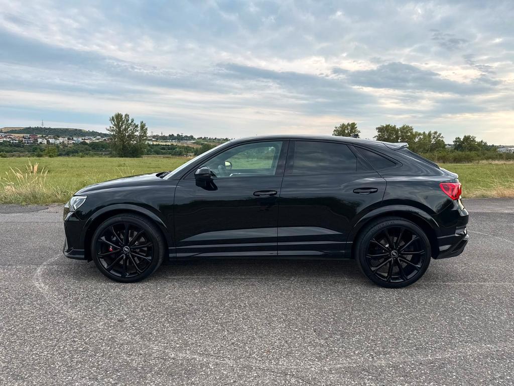 Audi RSQ3 2021