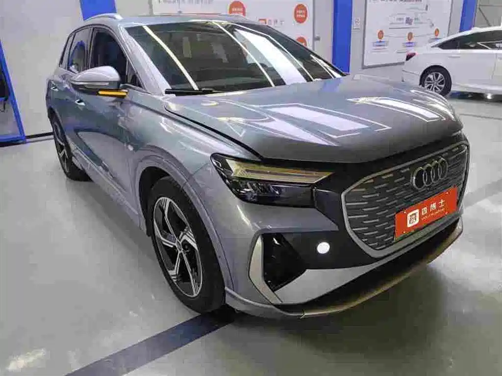 Audi Q4 e-tron 2023