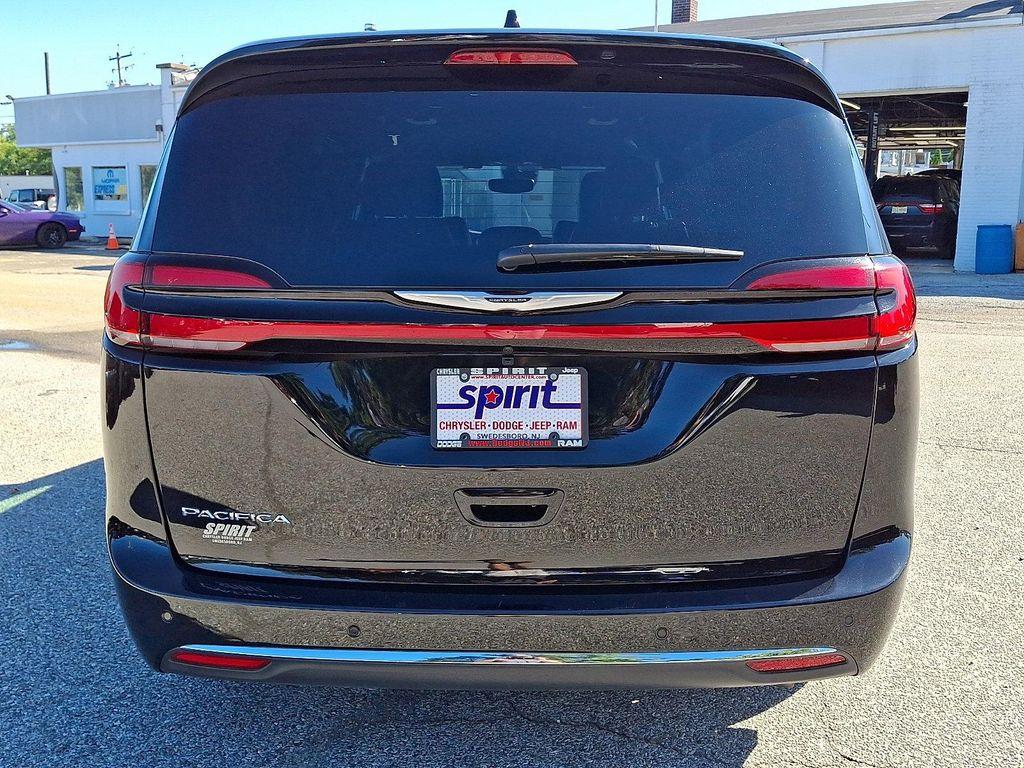 Chrysler Pacifica 2026