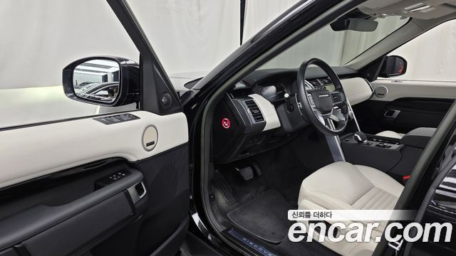 Land Rover Discovery 2022
