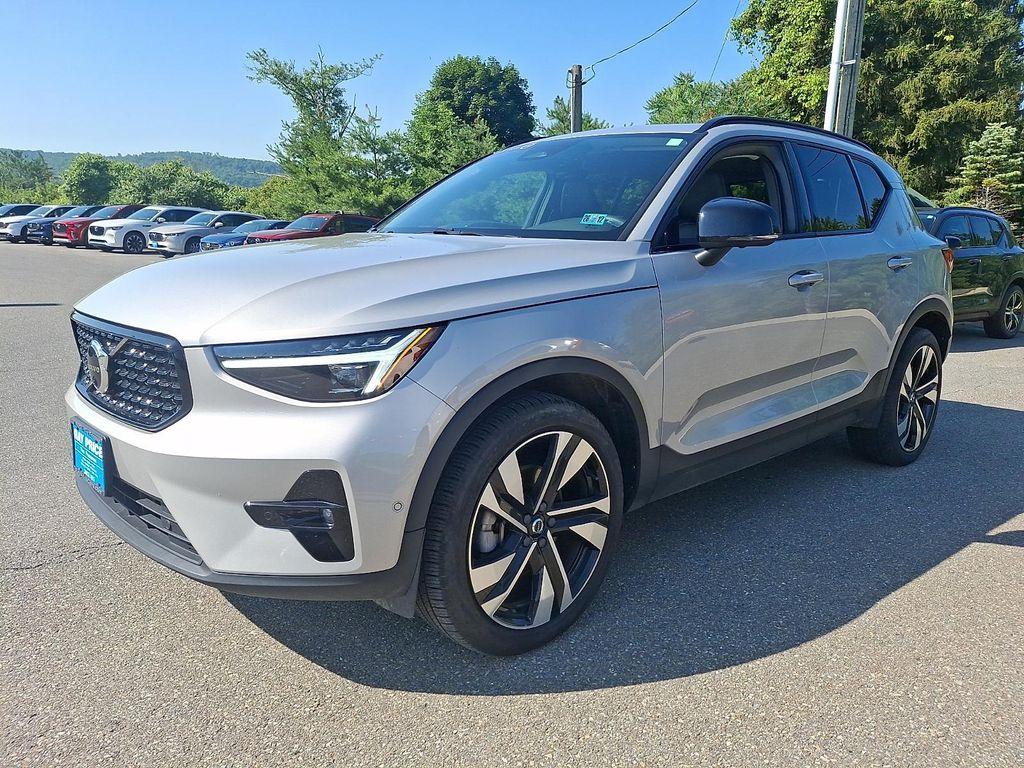 Volvo XC40 2023