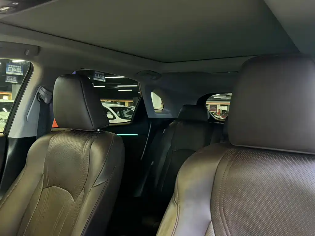 Lexus RX 2021