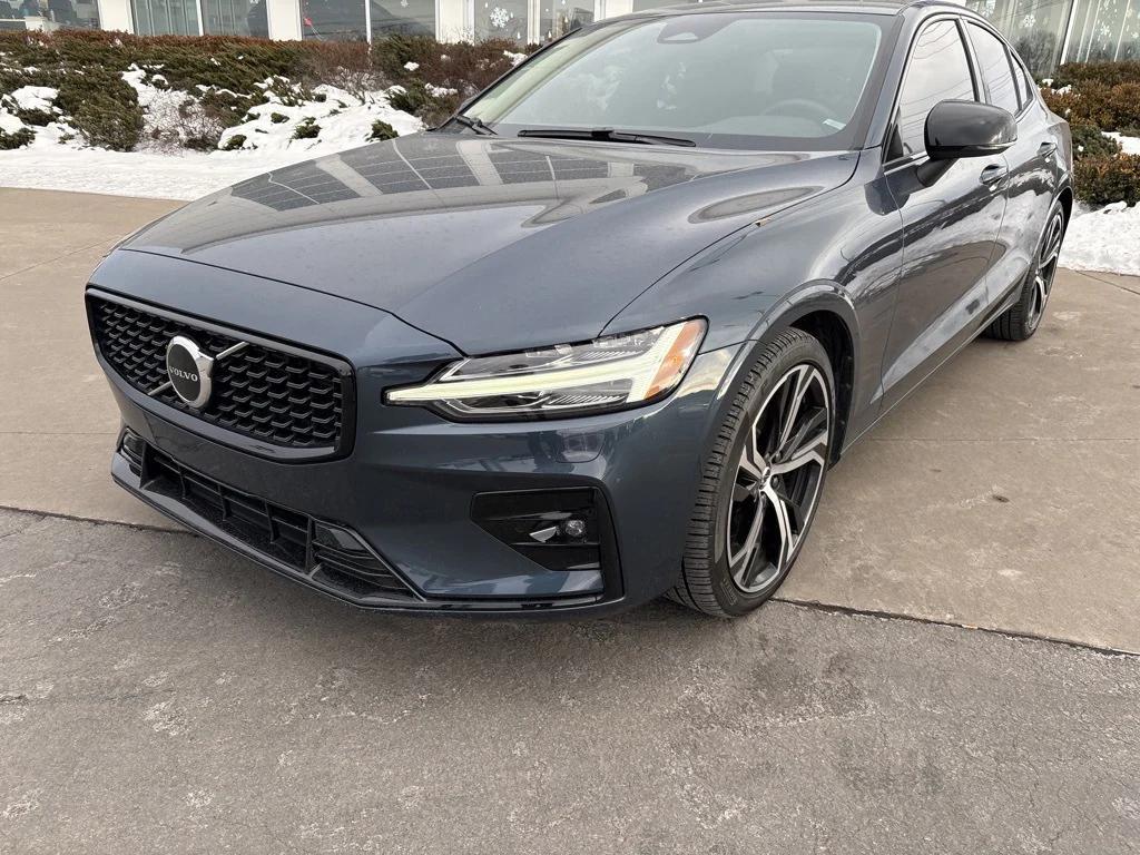 Volvo S60 2023
