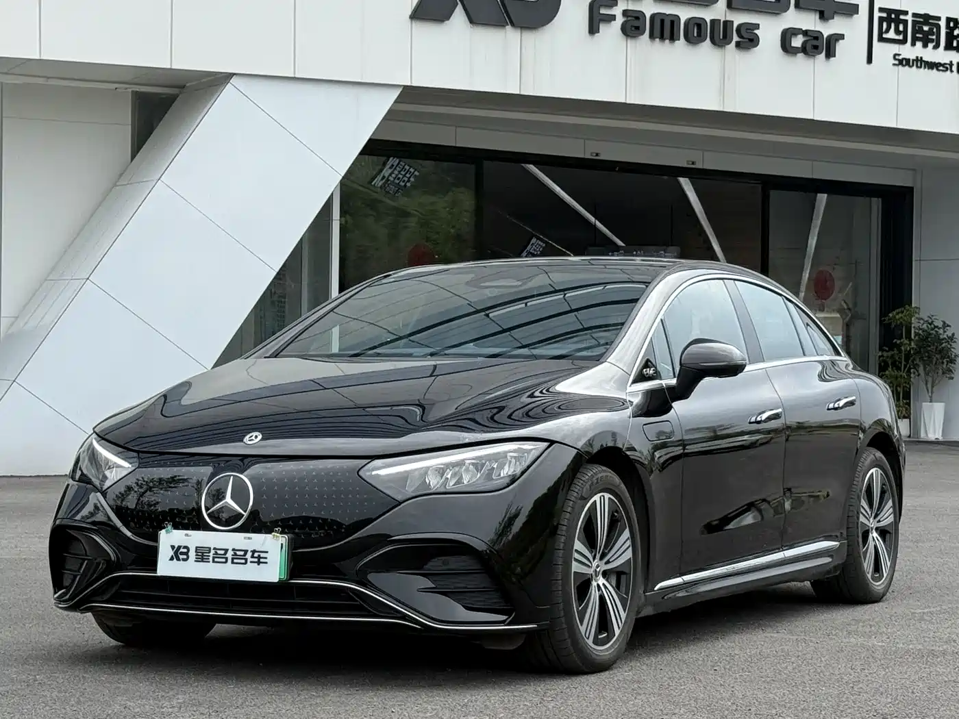Mercedes-Benz EQE 2025