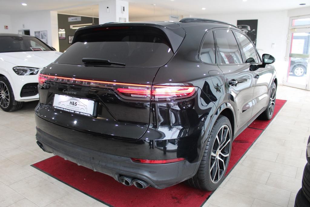 Porsche Cayenne 2022