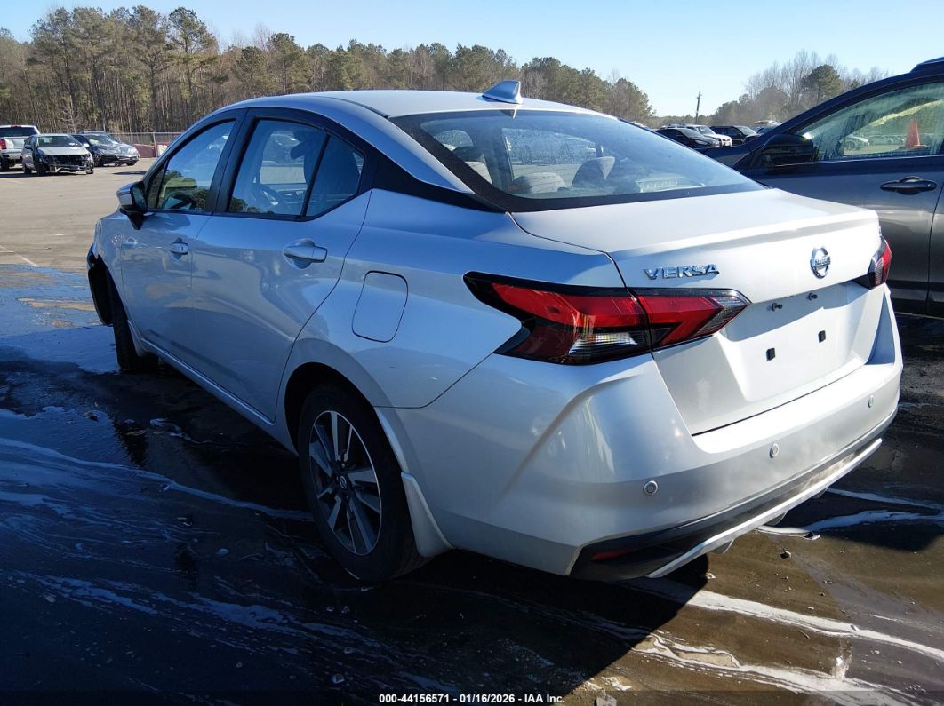 Nissan Versa 2021