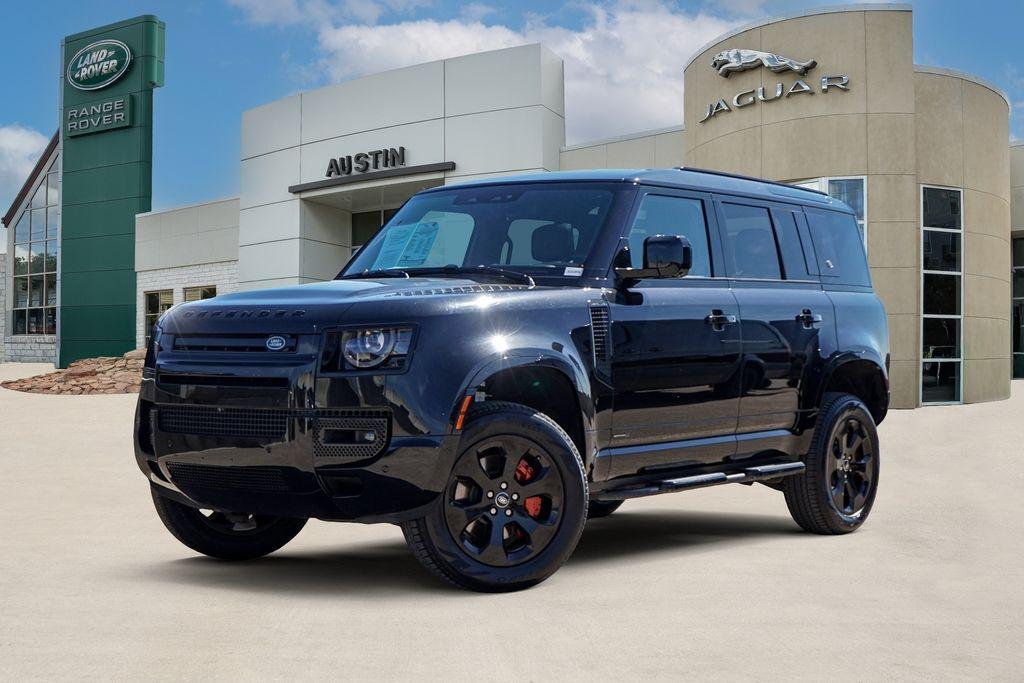 Land Rover Defender 2023
