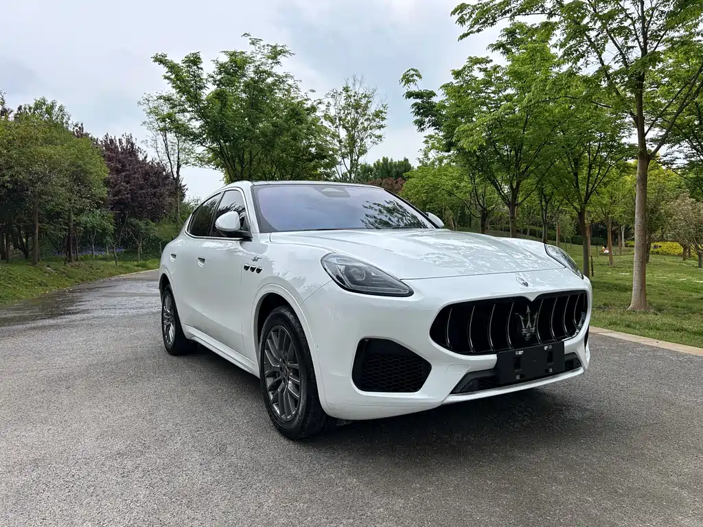 Maserati Grecale 2022