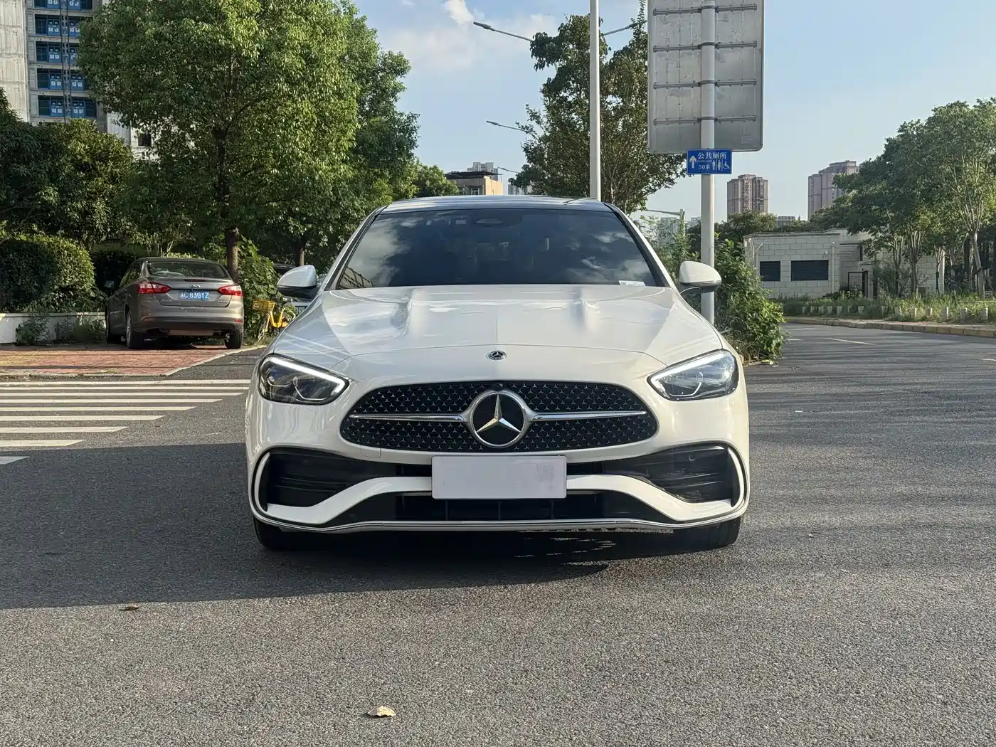 Mercedes-Benz C-Класс 2024