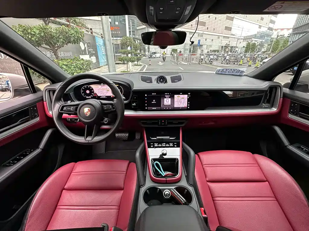 Porsche Cayenne 2024