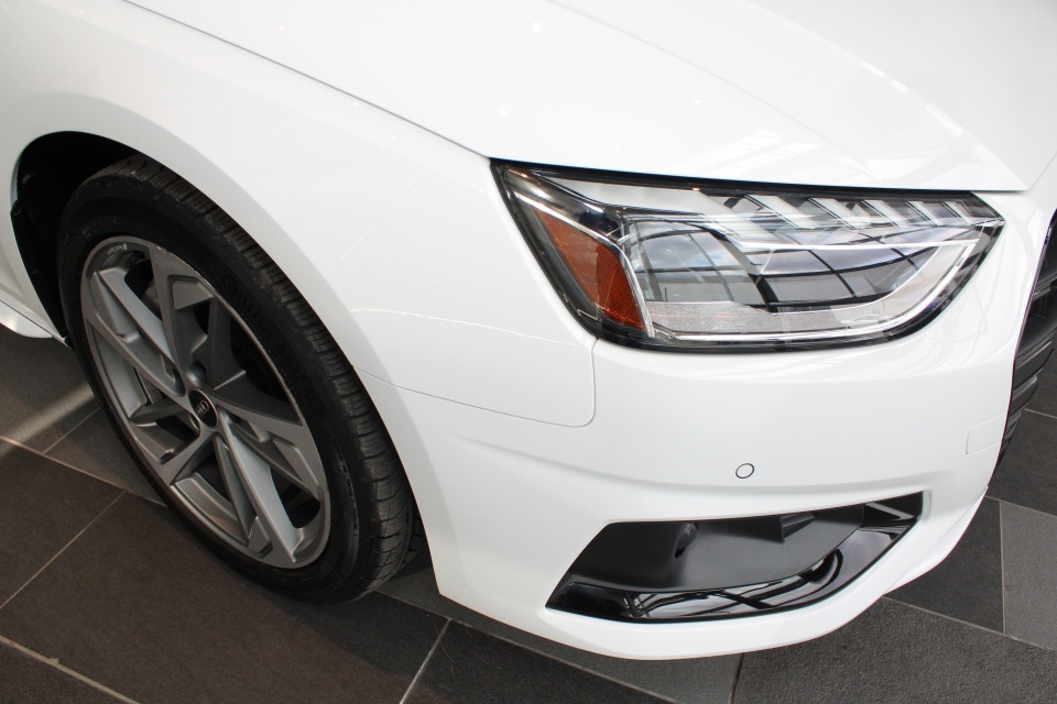 Audi A4 2023
