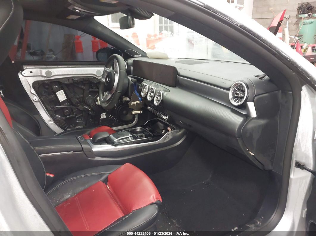 Mercedes-Benz CLA 2021