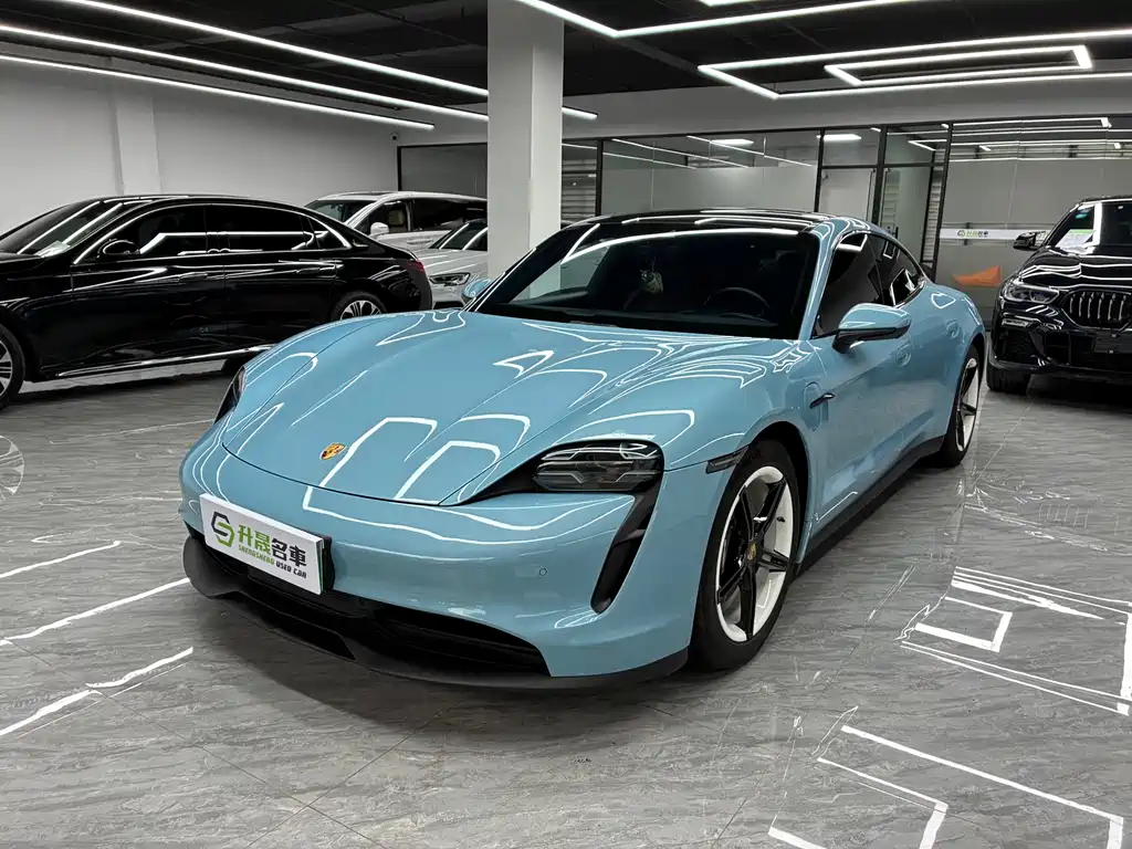Porsche Taycan 2021