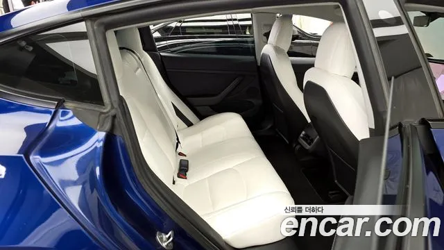 Tesla Model 3 2021