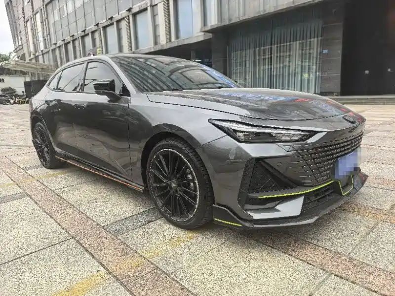 Changan UNI-V 2024