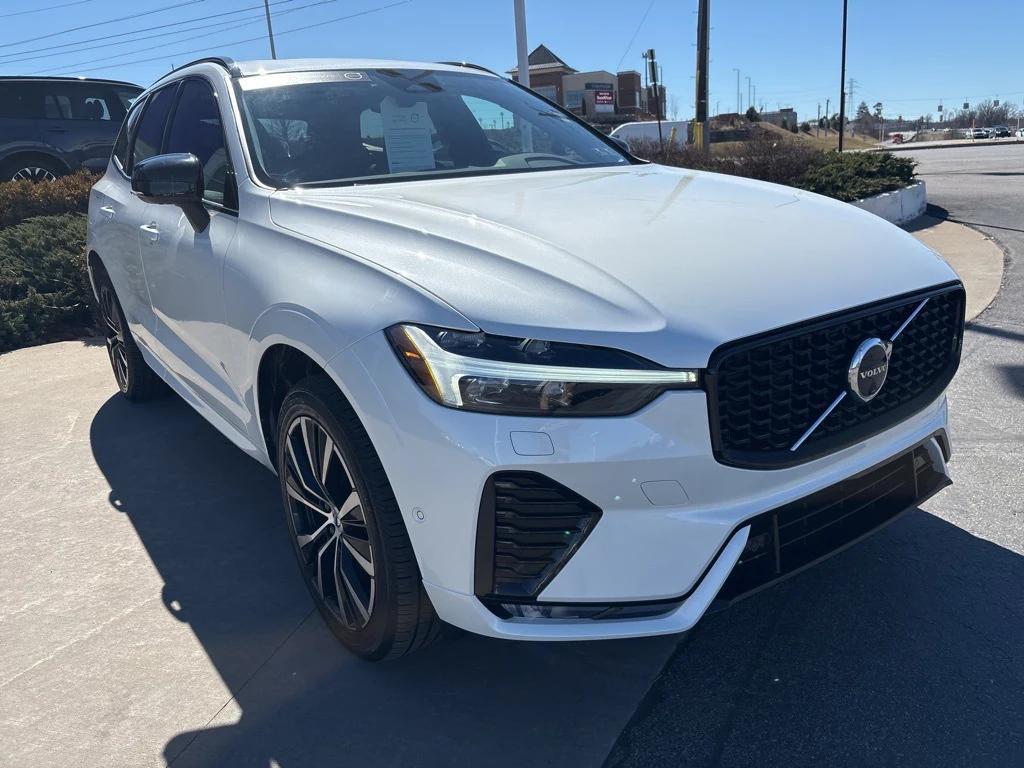Volvo XC60 2025