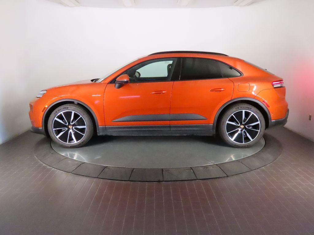 Porsche Macan 2025
