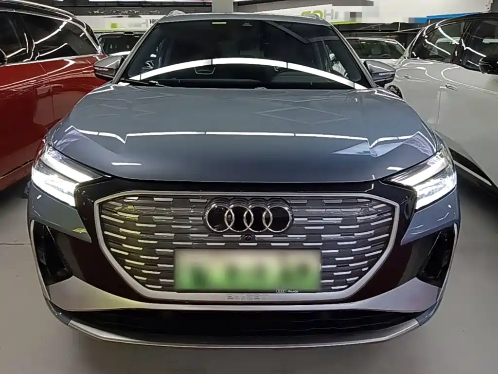 Audi Q4 e-tron 2023