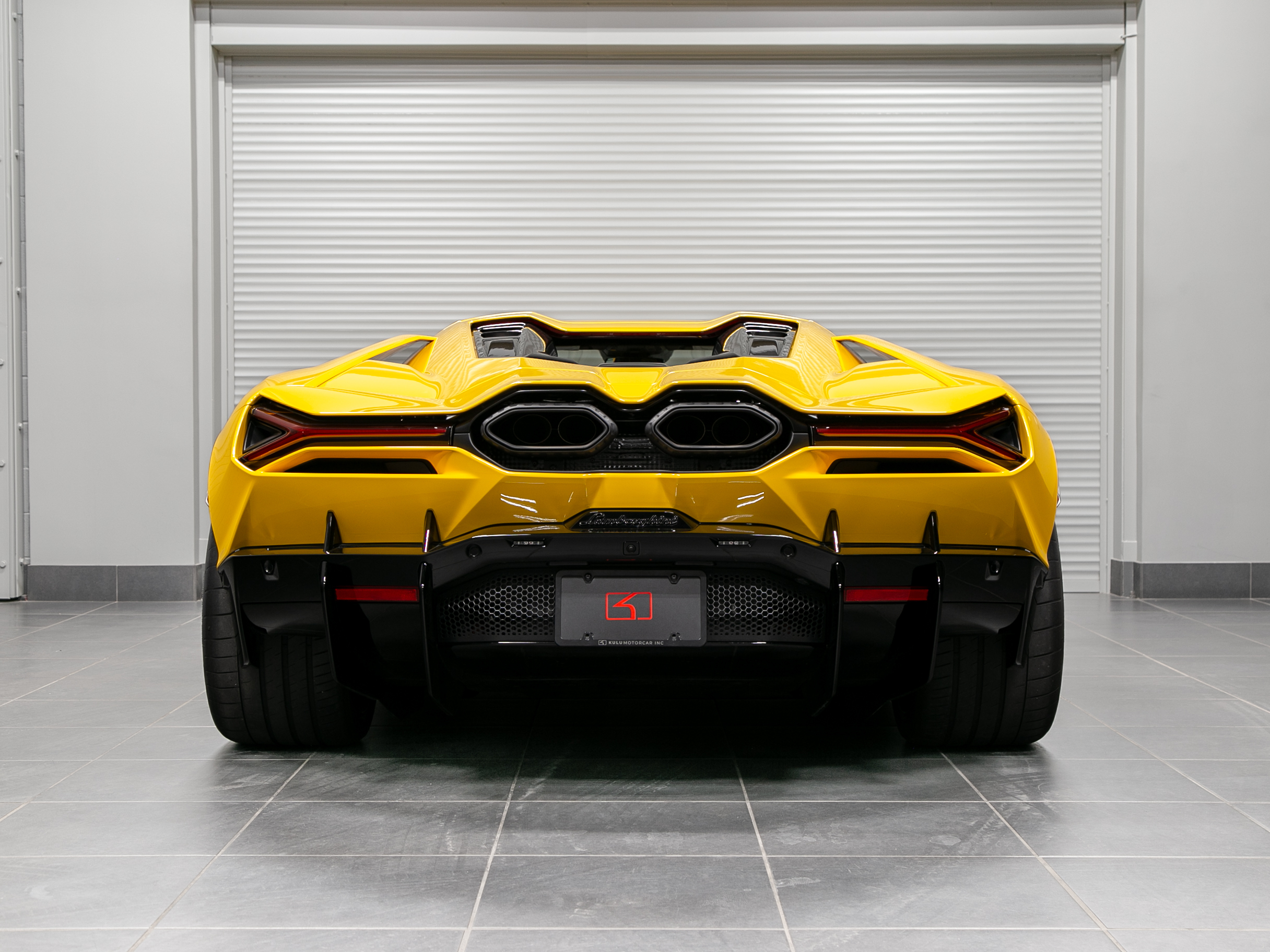 Lamborghini Revuelto 2024