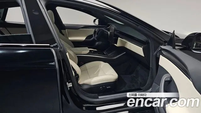 Tesla Model S 2023