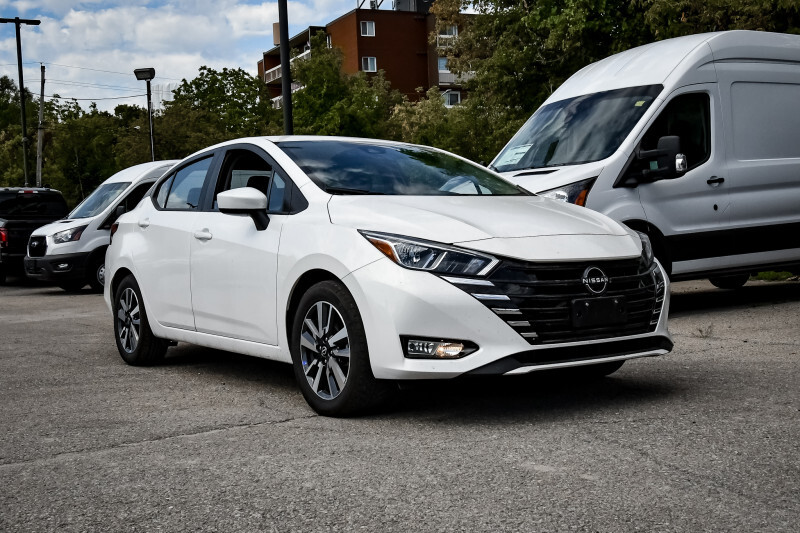 Nissan Versa 2024