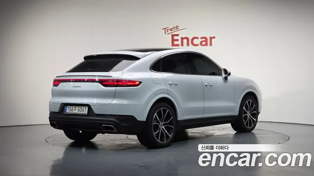 Porsche Cayenne 2021