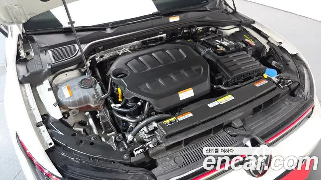 Volkswagen Golf 2024