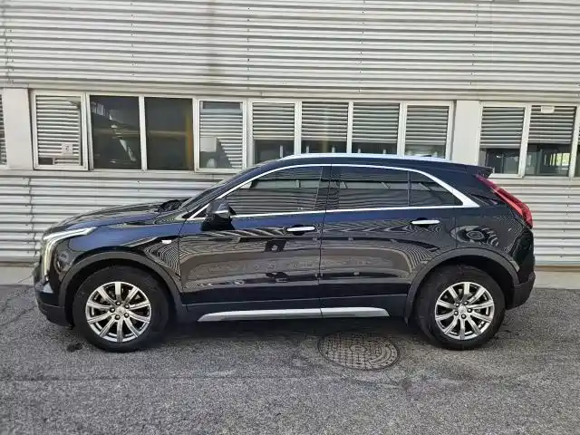 Cadillac XT4 2021