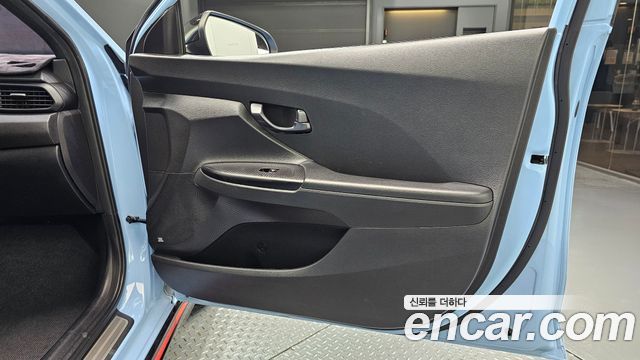 Hyundai Veloster 2021