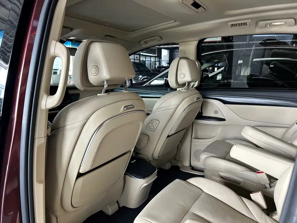Buick GL8 2023