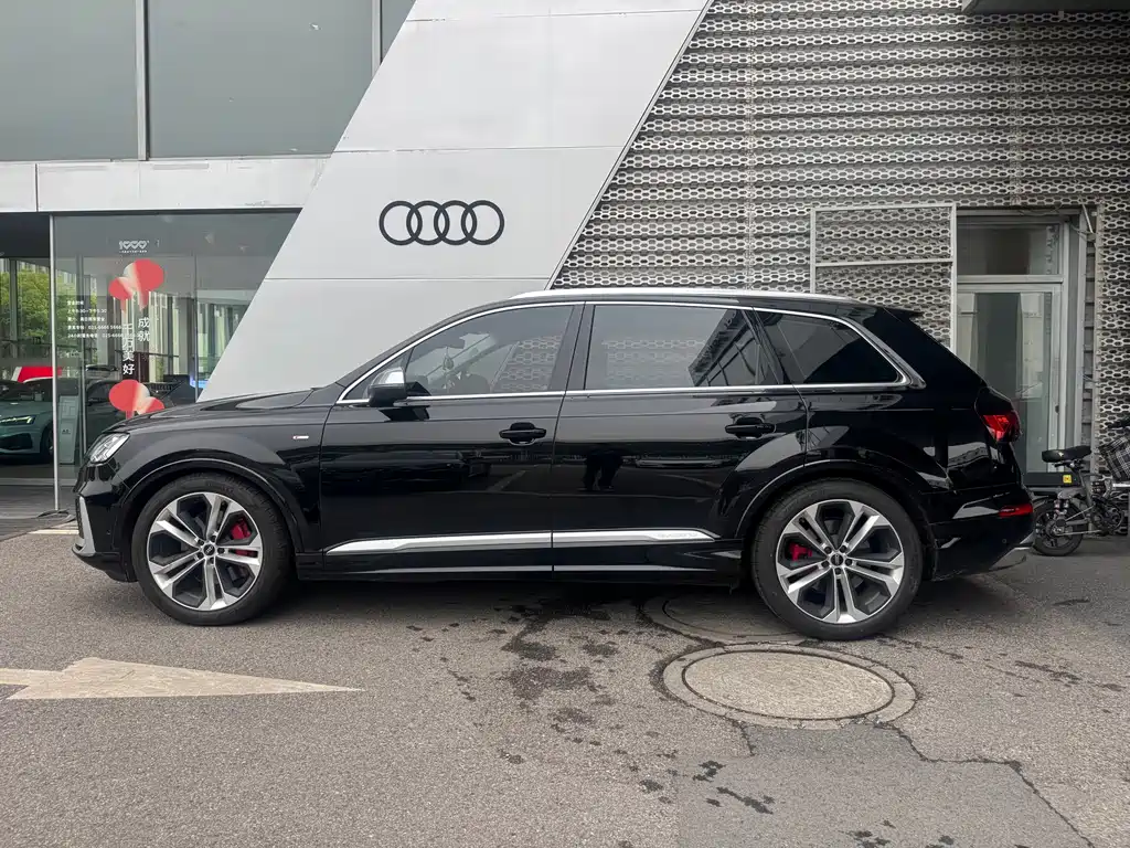 Audi Q7 2022