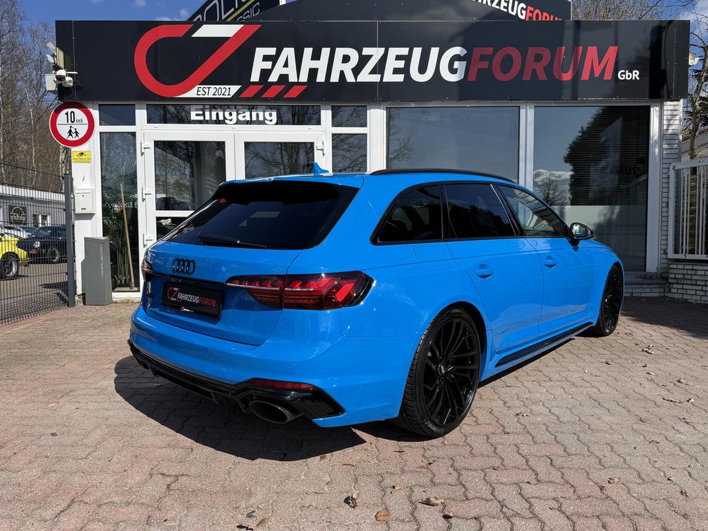 Audi RS4 2020