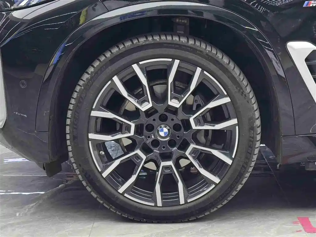 BMW X5 2024