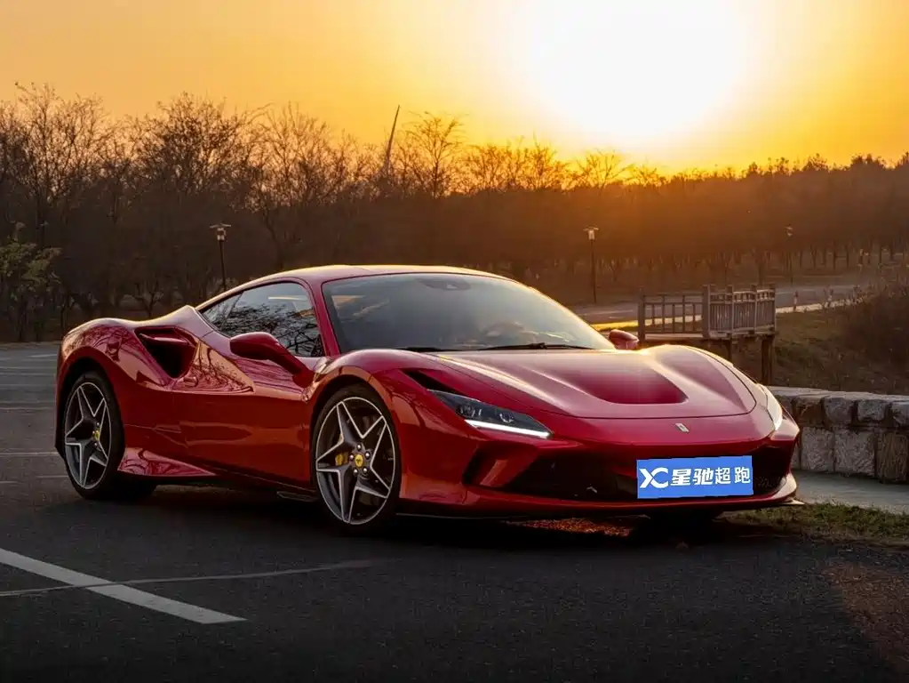 Ferrari F8 2021