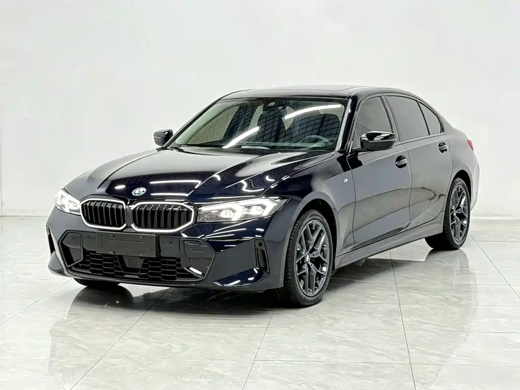 BMW 3 серии 2025