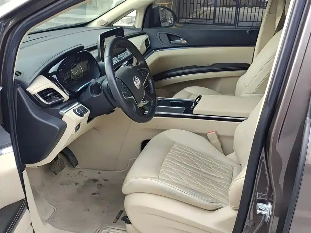 Buick GL8 2023