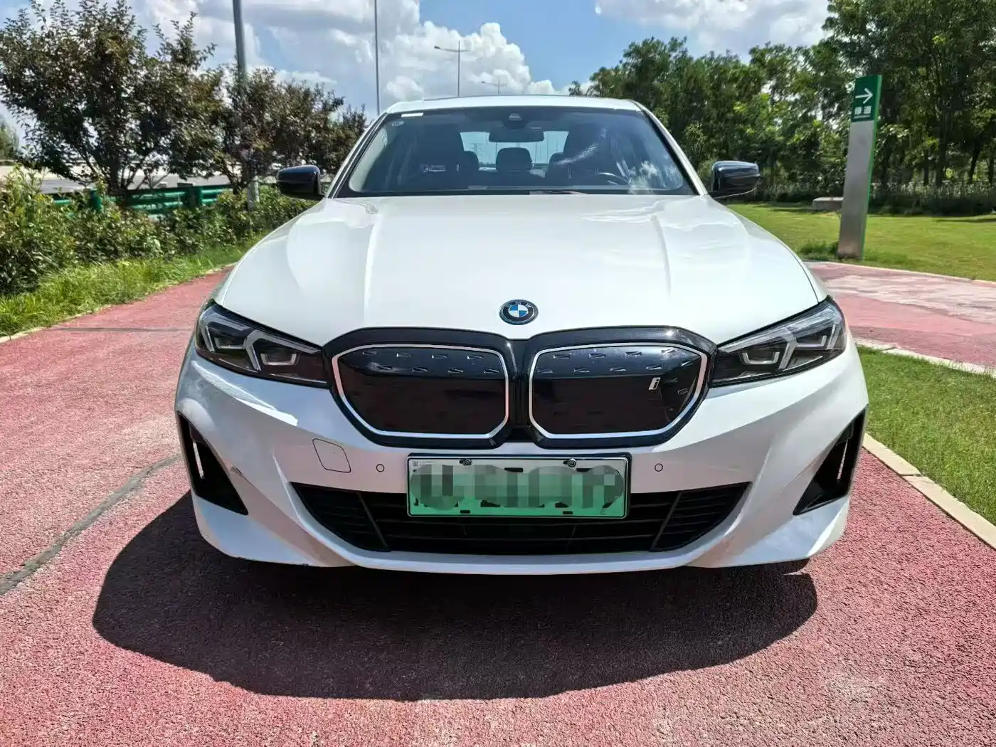 BMW i3 2023